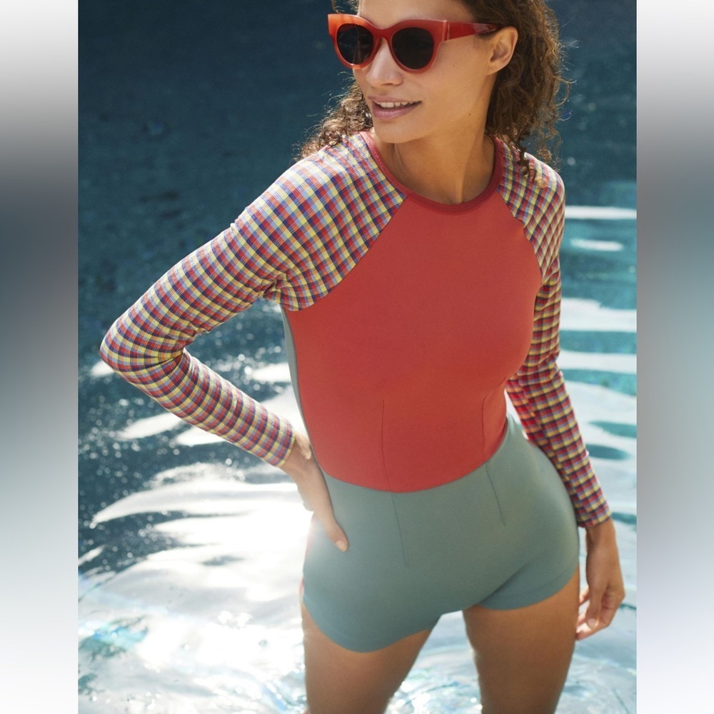 Seea Red and Green Women's Swimsuit Surf Suit